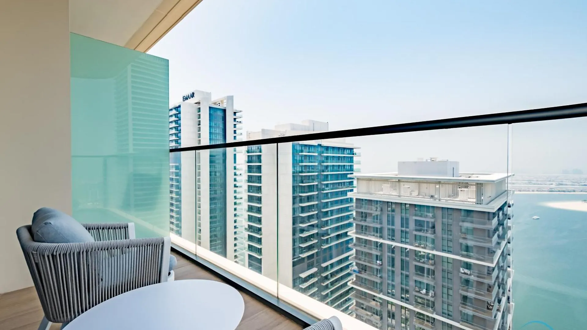 Charming 1Br Apartment At Marina Vista Tower 2 Emaar Beachfront Dubai Marina By Deluxe Holiday Homes United Arab Emirates