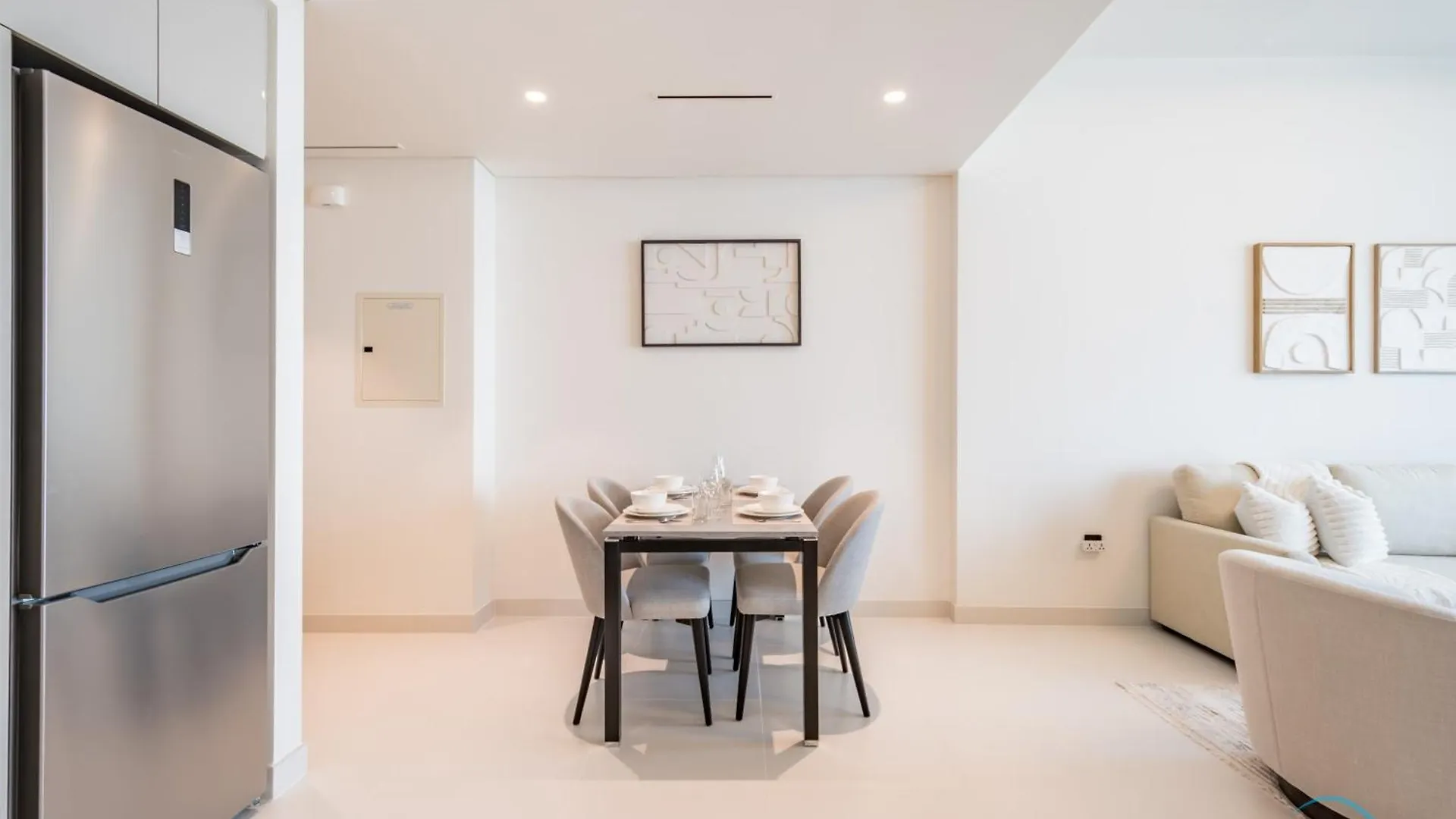 Charming 1Br Apartment At Marina Vista Tower 2 Emaar Beachfront Dubai Marina By Deluxe Holiday Homes United Arab Emirates